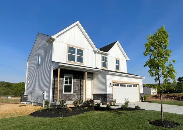 $407,000 | 807 Countryside Avenue, Trenton, OH 45067