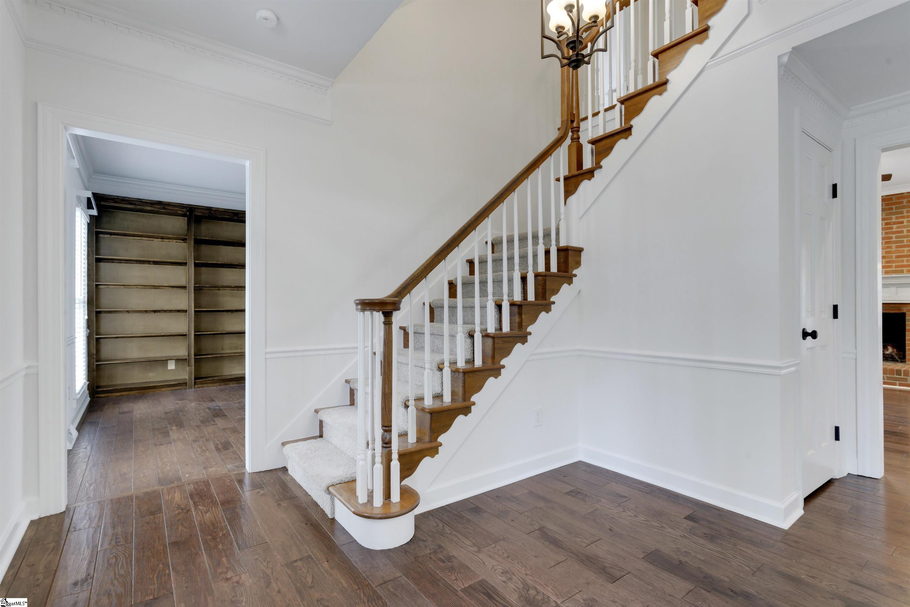 109 Timberstone Way Simpsonville, SC 29681 - Photo 2 of 35 Gallery Image 2