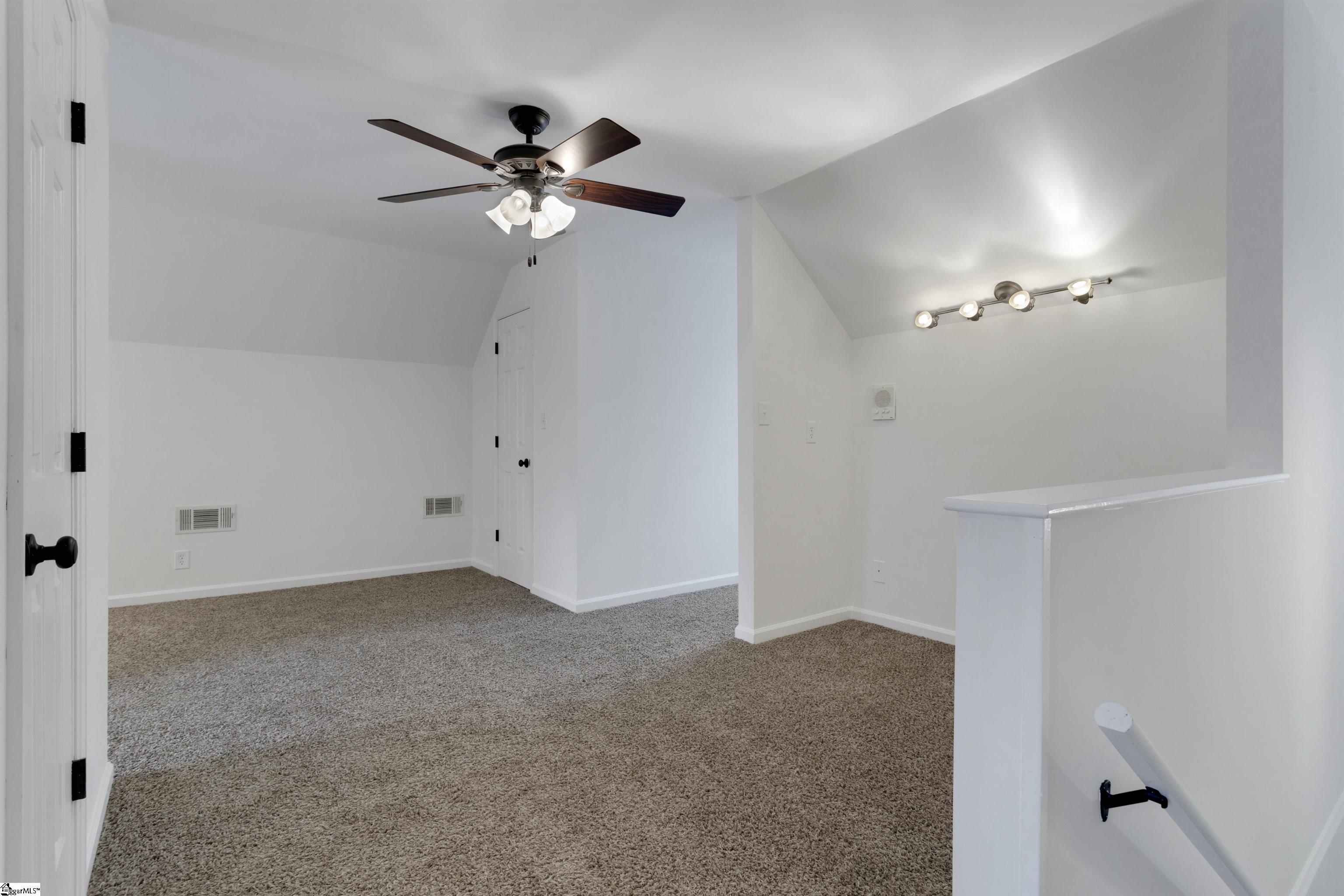 109 Timberstone Way Simpsonville, SC 29681 - Photo 25 of 35 Gallery Image 25