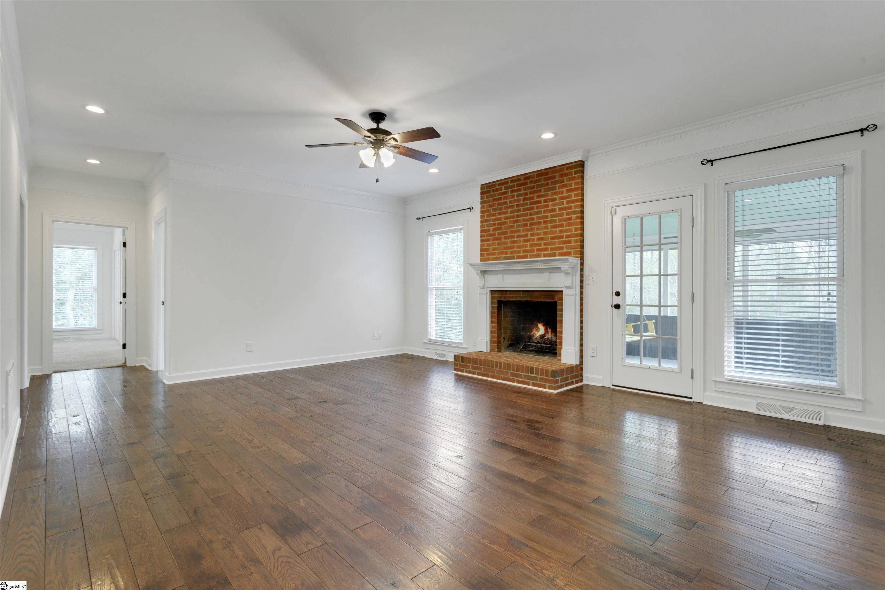 109 Timberstone Way Simpsonville, SC 29681 - Photo 8 of 35 Gallery Image 8