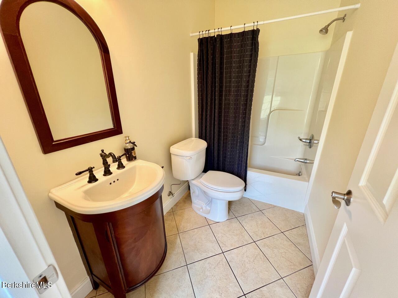 121 East Dugway Road Lenox, MA 01240 - Photo 17 of 45 Full Bath 1st Floor