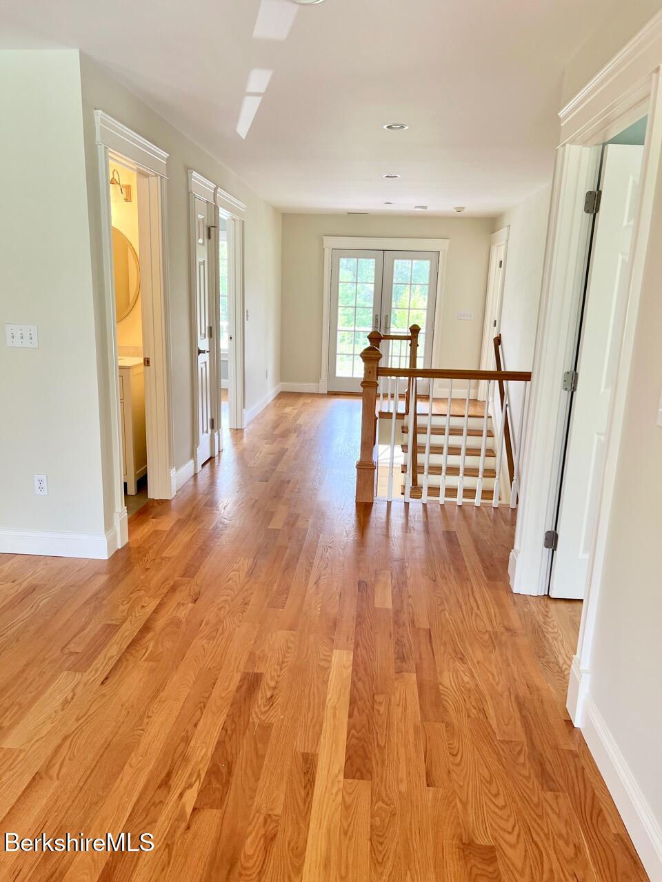 121 East Dugway Road Lenox, MA 01240 - Photo 25 of 45 2nd Floor hallway facing south