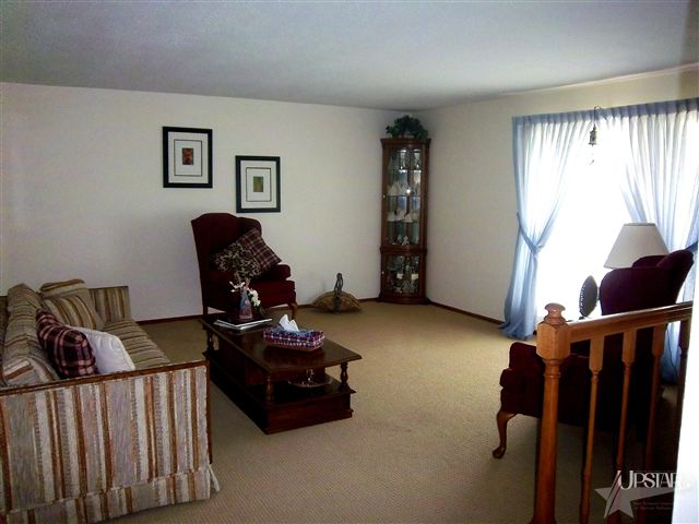 7222 Cranberry Road Fort Wayne, IN 46825 - Photo 4 of 20 Gallery Image 4