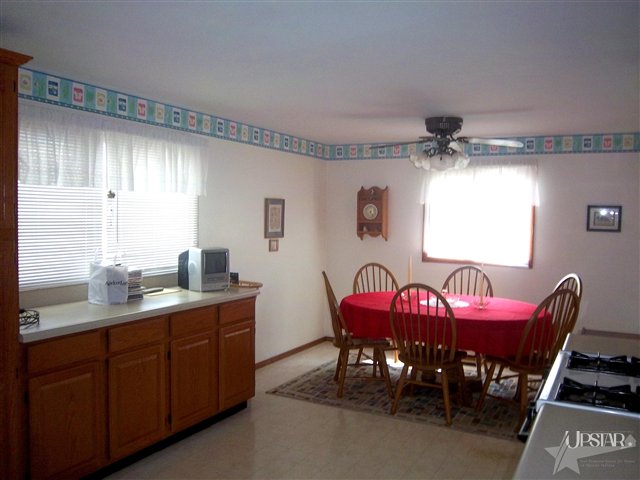 7222 Cranberry Road Fort Wayne, IN 46825 - Photo 8 of 20 Gallery Image 8
