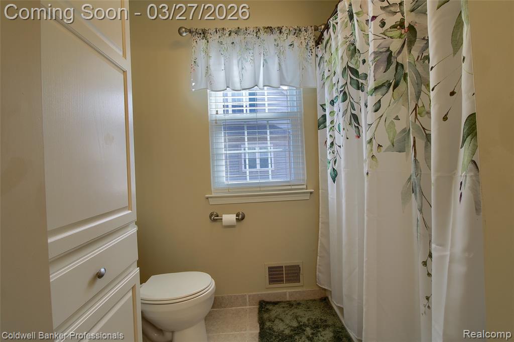 610 Cherry Grove Road Canton, MI 48188 - Photo 16 of 31 Gallery Image 16