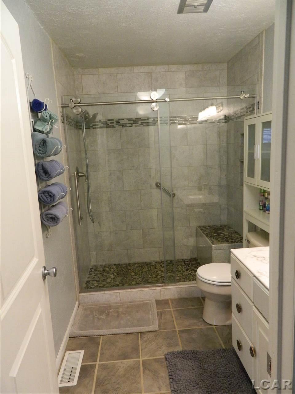 11285 West Beecher Road Clayton, MI 49235 - Photo 13 of 31 31347031-12.JPG