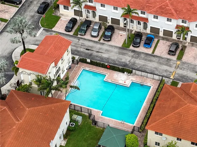 $395,000 | 21427 Northwest 13th Court, Unit 314, Miami Gardens, FL 33169