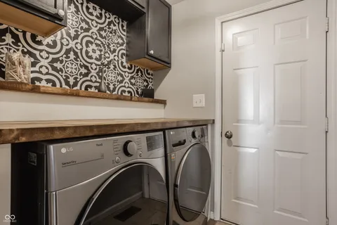 $450,000 | 5325 Creekbend Drive, Carmel, IN 46033