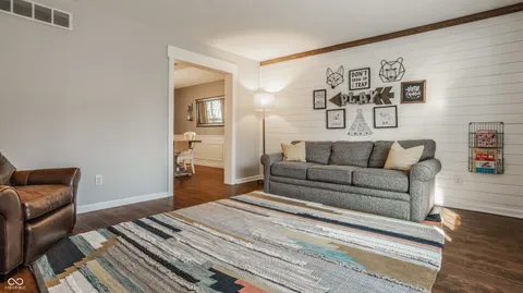 $450,000 | 5325 Creekbend Drive, Carmel, IN 46033