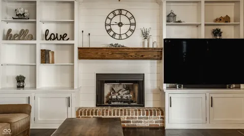 $450,000 | 5325 Creekbend Drive, Carmel, IN 46033