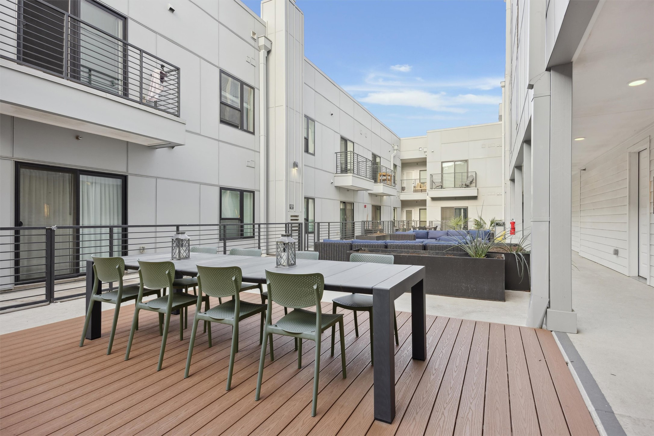 2220 Webberville Road, Unit 211 Austin, TX 78702 - Photo 18 of 19 Gallery Image 18