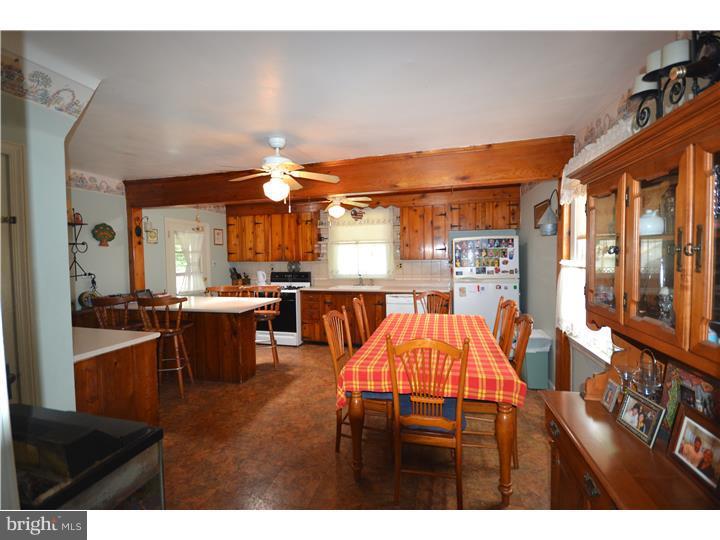 33 James Road Hatboro, PA 19040 - Photo 5 of 25
