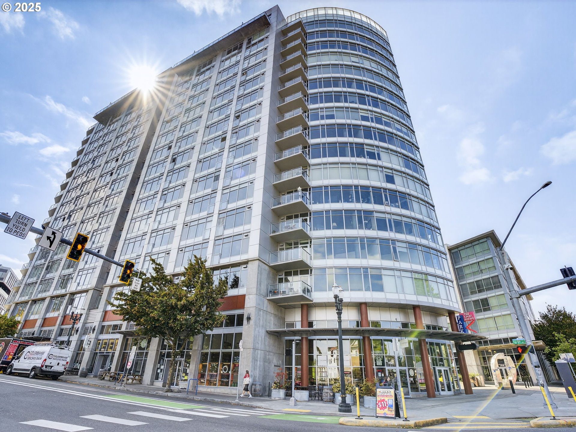 1926 West Burnside Street, Unit 606 Portland, OR 97209 - Photo 1 of 27