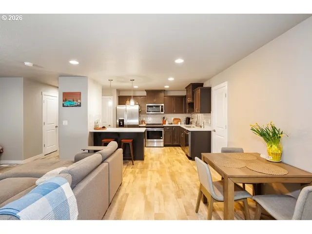 $455,000 | 14007 Northeast 7th Court, Vancouver, WA 98685