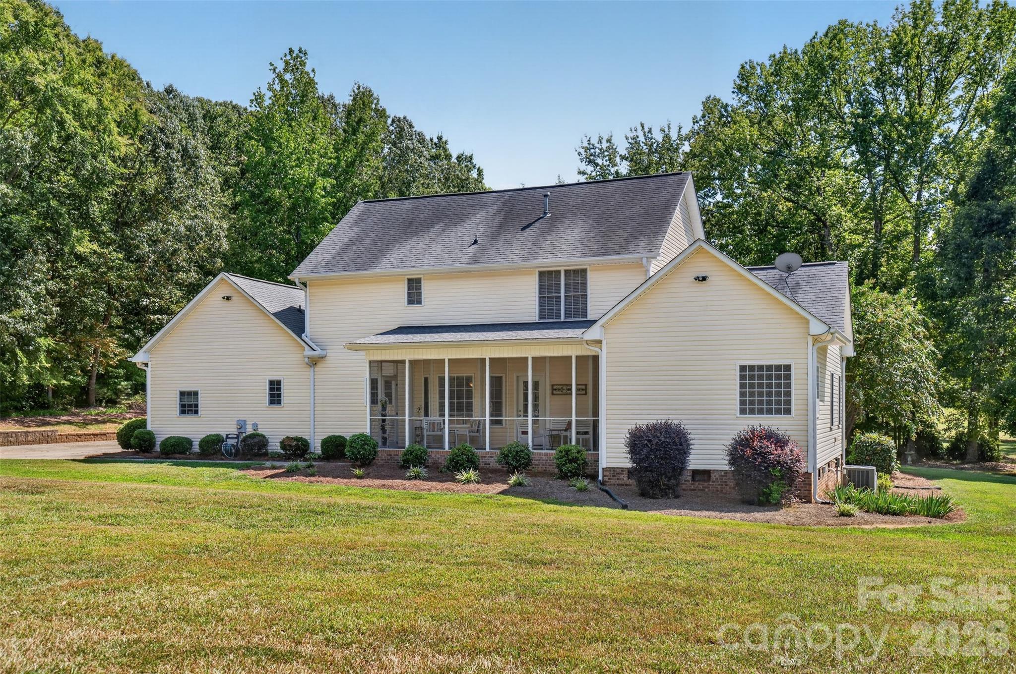 4043 Thompson Road Lancaster, SC 29720 - Photo 5 of 38 Gallery Image 5