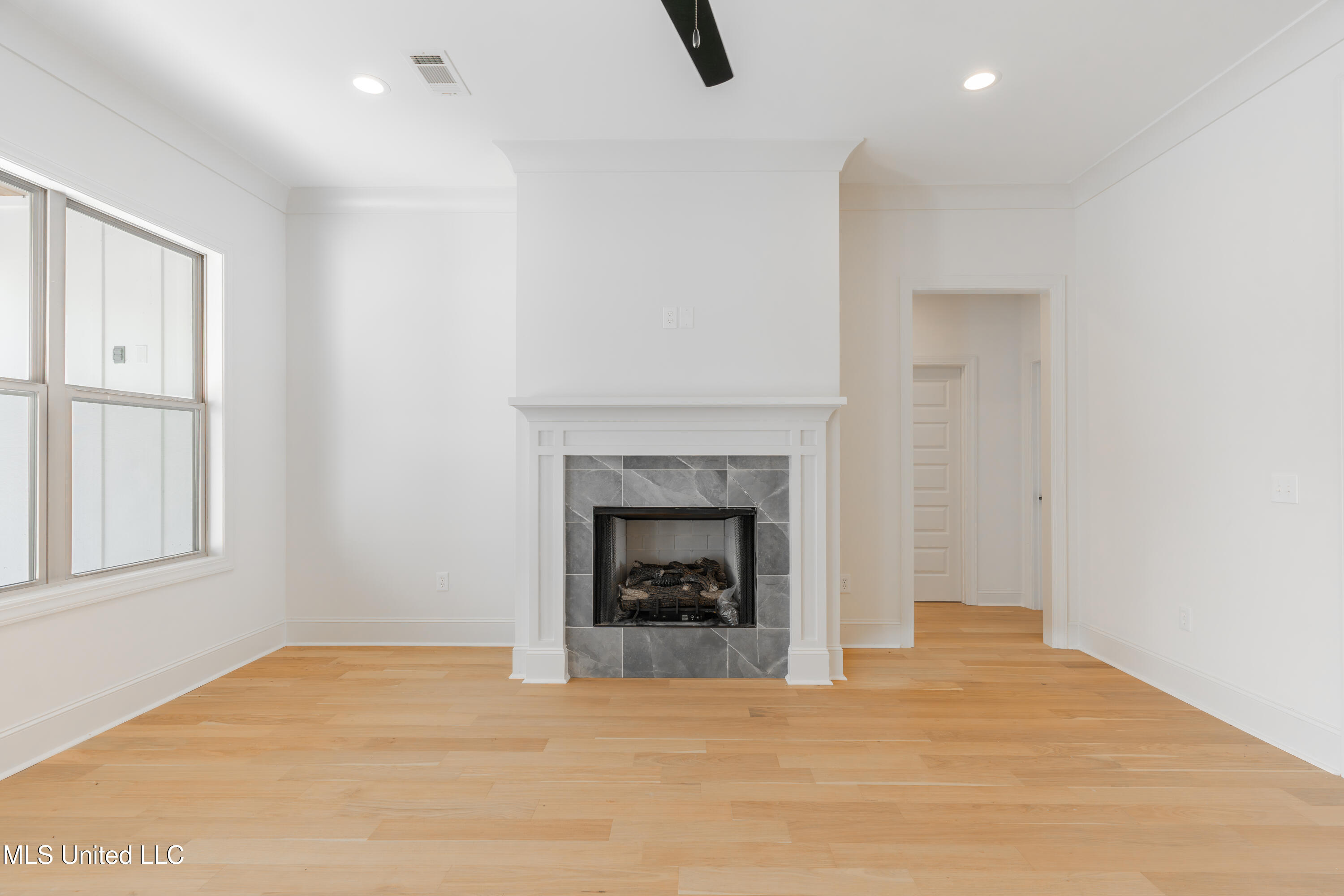 112 Catherine Boulevard Clinton, MS 39056 - Photo 14 of 80 13-LivingArea