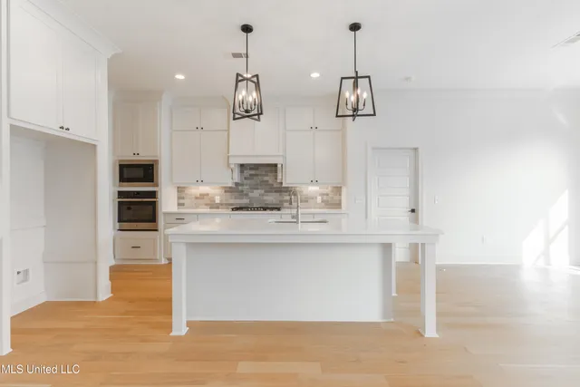 $411,000 | 112 Catherine Boulevard, Clinton, MS 39056