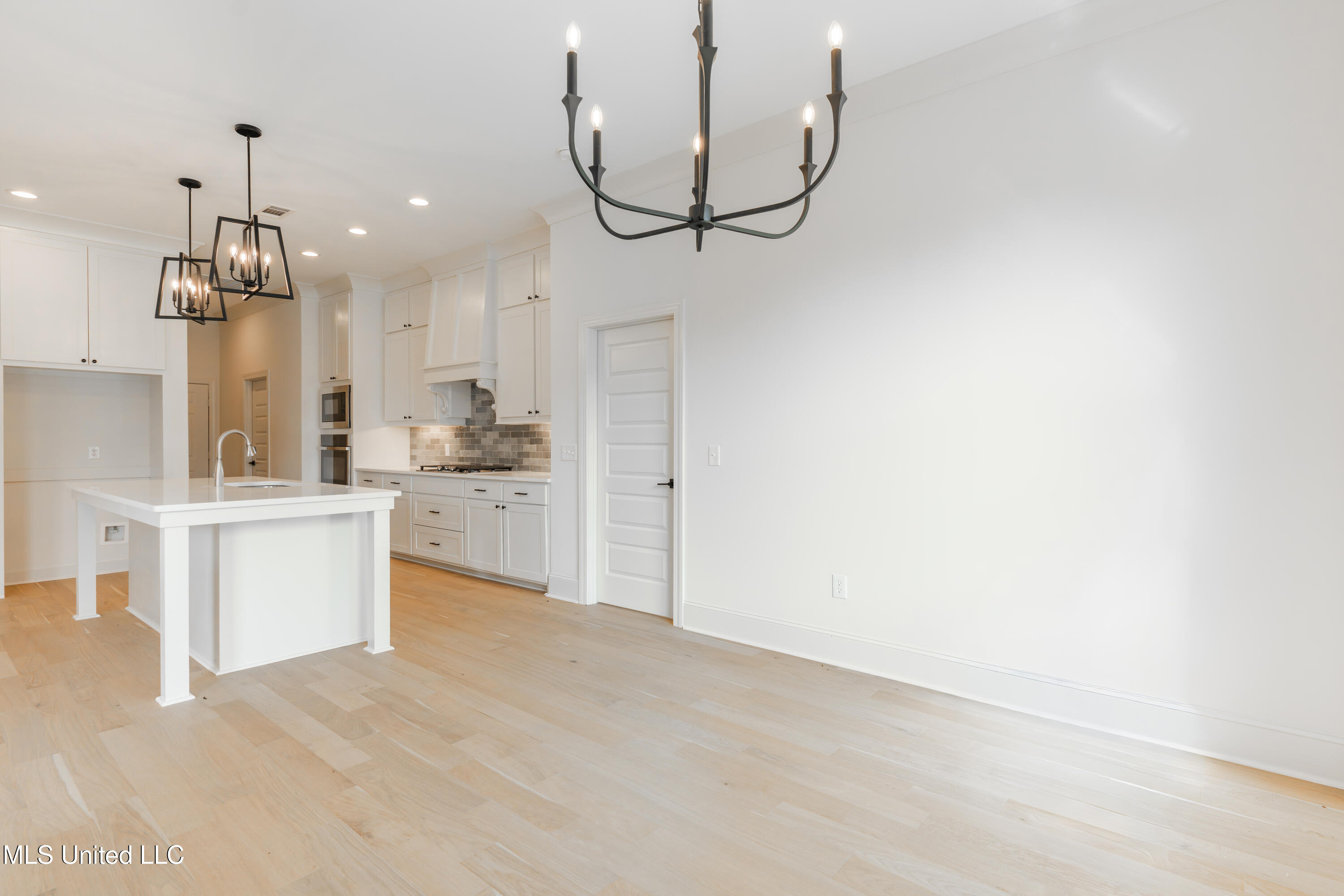 112 Catherine Boulevard Clinton, MS 39056 - Photo 25 of 80 24-DiningArea