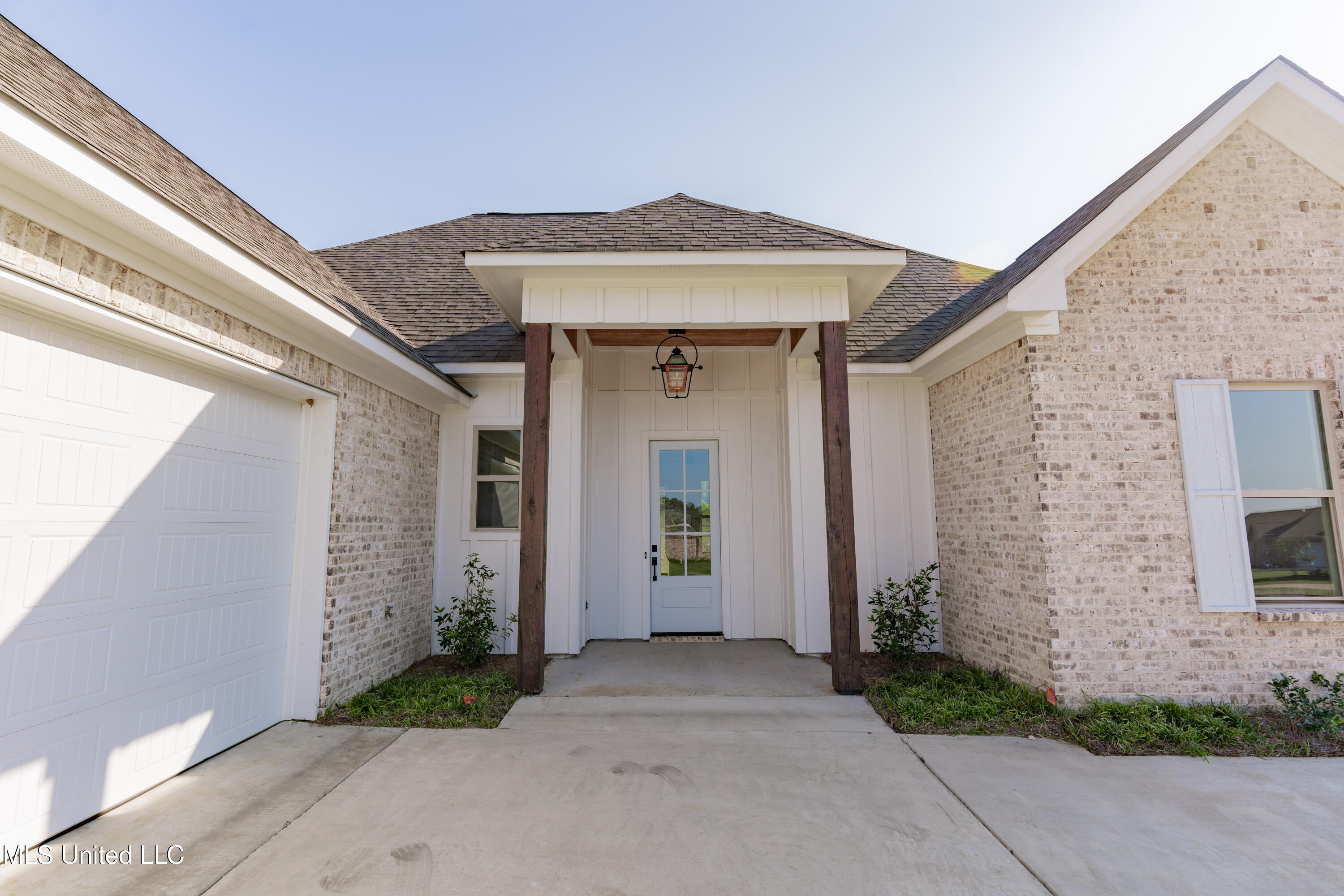 112 Catherine Boulevard Clinton, MS 39056 - Photo 6 of 80 5-Front