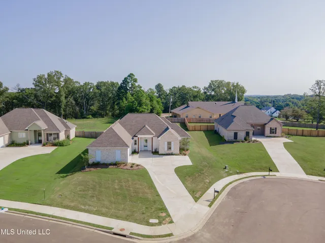 $411,000 | 112 Catherine Boulevard, Clinton, MS 39056