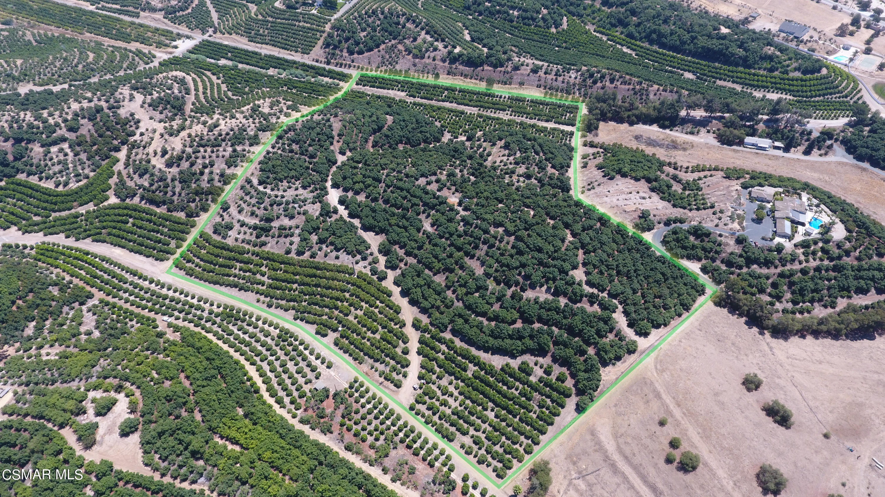 Maria Drive Moorpark, CA 93021 - Photo 6 of 15 36 2