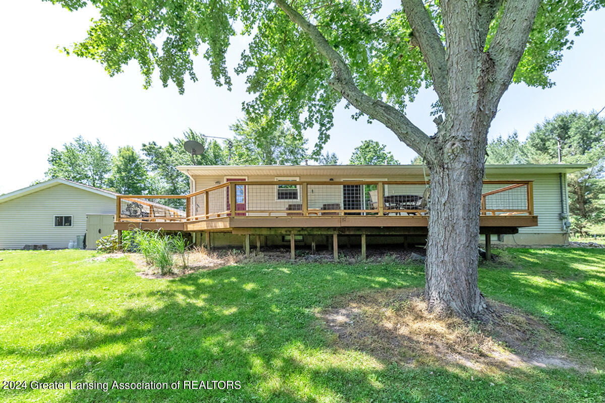 6833 East Howe Road Bath, MI 48808 - Photo 25 of 25 24