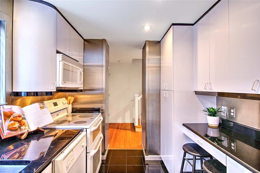 164 Butler Avenue, Unit B Providence, RI 02906 - Photo 16 of 42