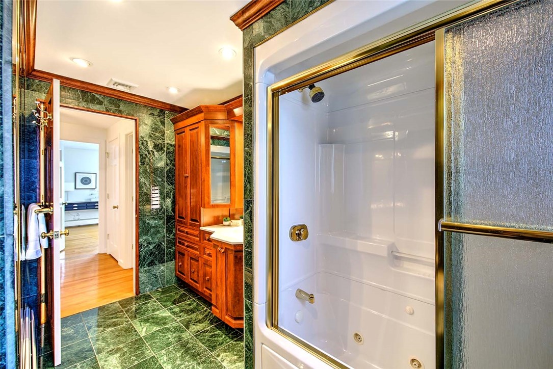 164 Butler Avenue, Unit B Providence, RI 02906 - Photo 28 of 42