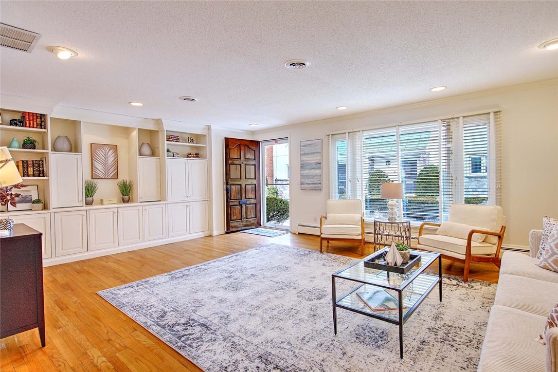 164 Butler Avenue, Unit B Providence, RI 02906 - Photo 7 of 42