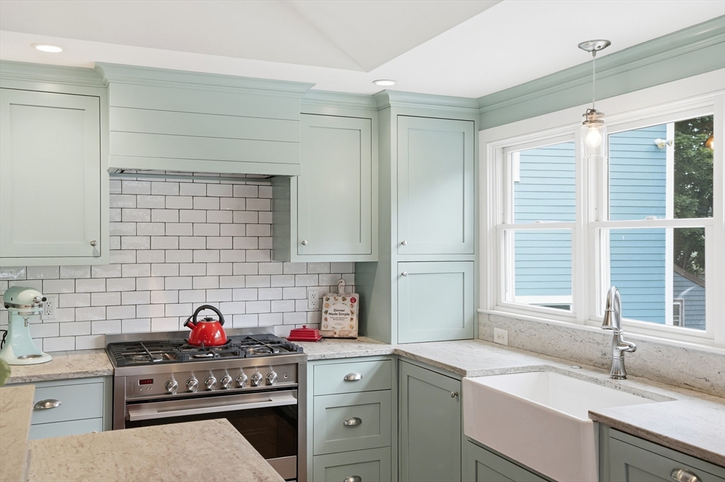 6 Spaulding Avenue Scituate, MA 02066 - Photo 6 of 30