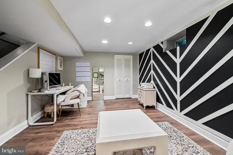 $850,000 | 212 St Dunstans Road, Baltimore, MD 21212