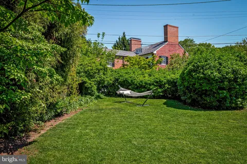 $850,000 | 212 St Dunstans Road, Baltimore, MD 21212