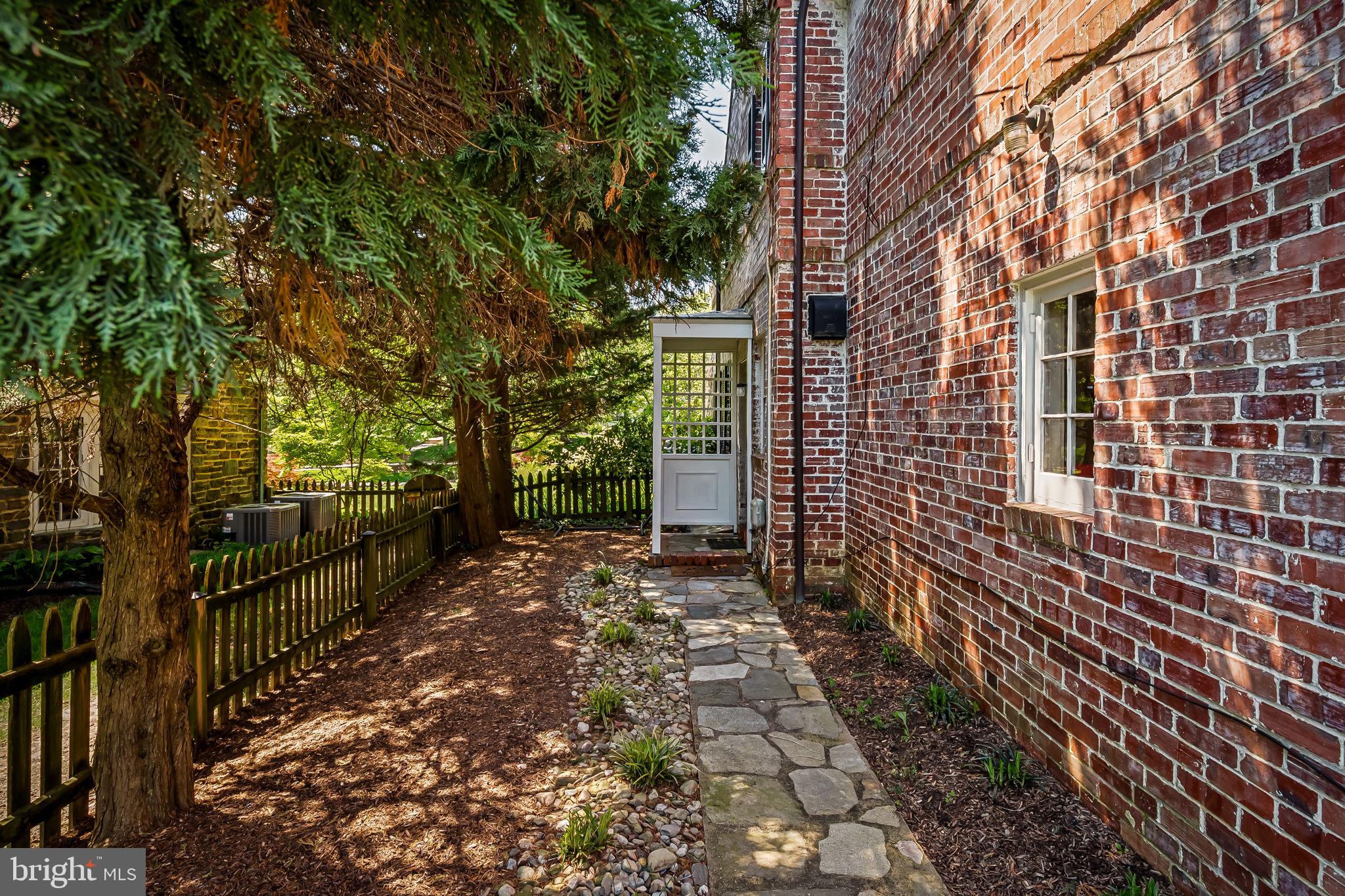 212 St Dunstans Road Baltimore, MD 21212 - Photo 40 of 46