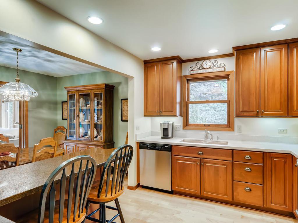 8414 Groveland Road Mounds View, MN 55112 - Photo 8 of 22 Gallery Image 8