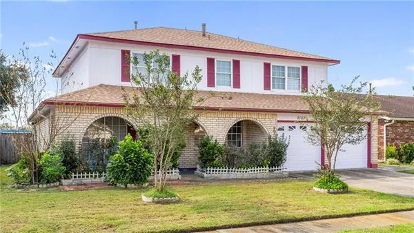$300,000 | 2103 La Quinta Via, Harvey, LA 70058