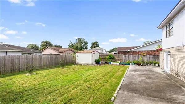 $300,000 | 2103 La Quinta Via, Harvey, LA 70058