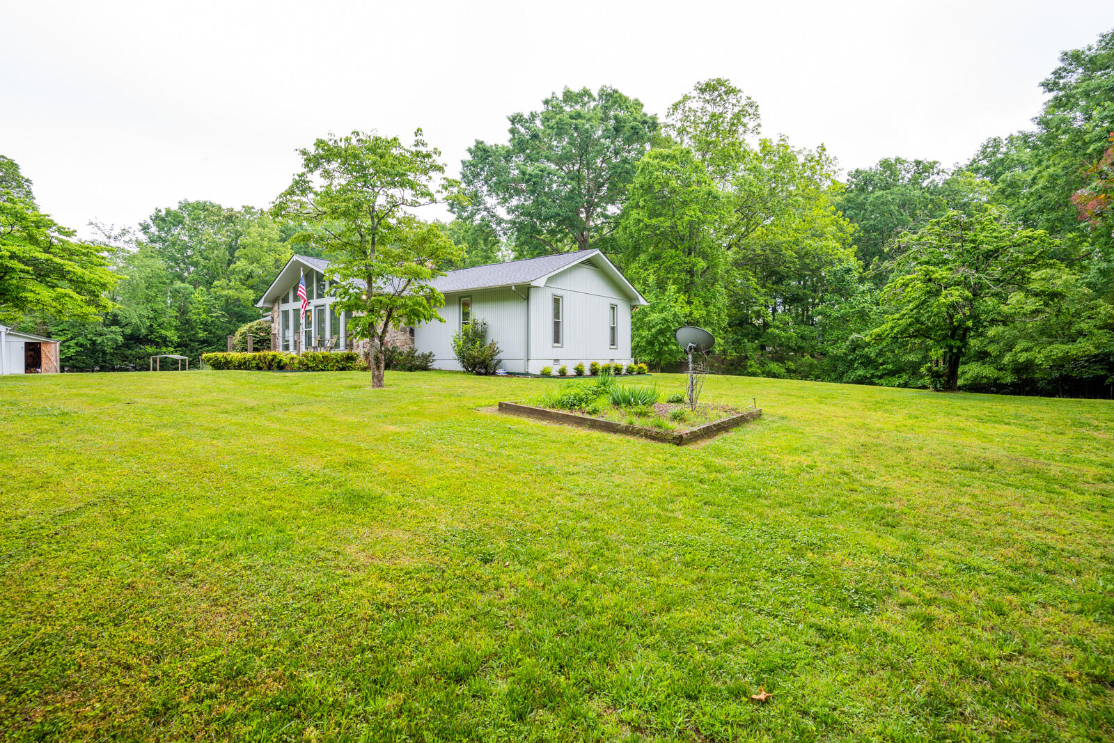 9923 Blue Springs Road Harrison, TN 37341 - Photo 3 of 23 9923-Blue-Springs-Rd-MLS-Photos-5