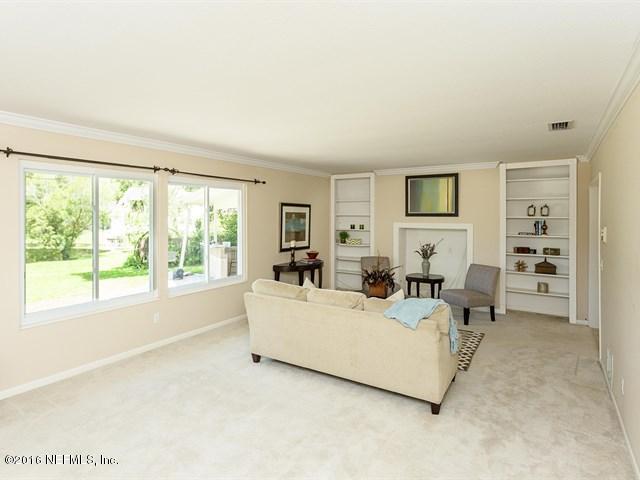 7520 Hollyridge Road Jacksonville, FL 32256 - Photo 11 of 35 006_Living Room