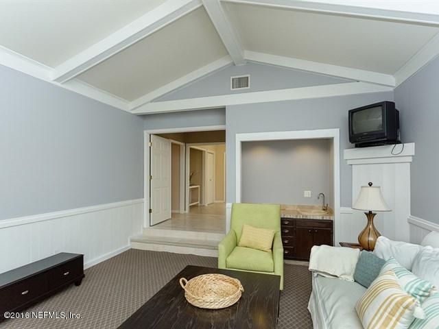 7520 Hollyridge Road Jacksonville, FL 32256 - Photo 20 of 35 014_Family Room