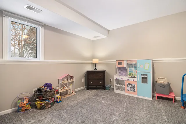 $385,000 | 7368 21st Avenue, Jenison, MI 49428