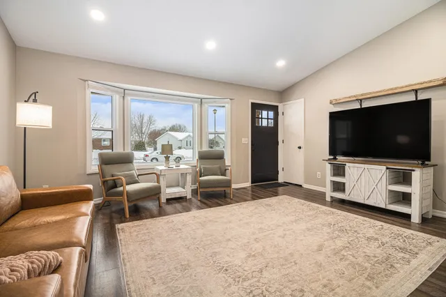 $385,000 | 7368 21st Avenue, Jenison, MI 49428