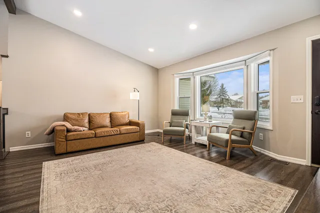 $385,000 | 7368 21st Avenue, Jenison, MI 49428