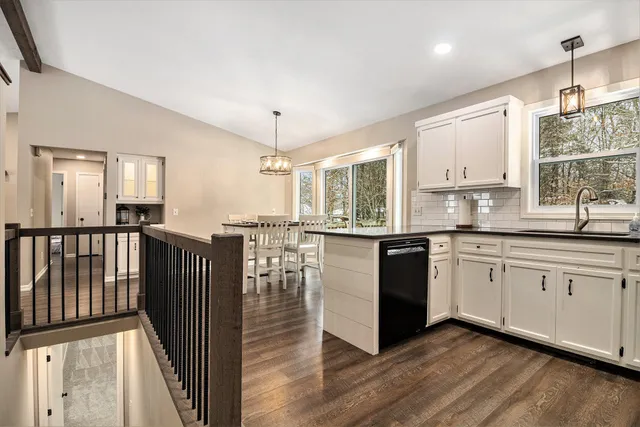 $385,000 | 7368 21st Avenue, Jenison, MI 49428