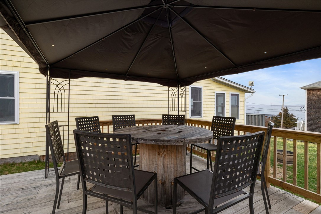 26 Pier Road Portsmouth, RI 02872 - Photo 24 of 30