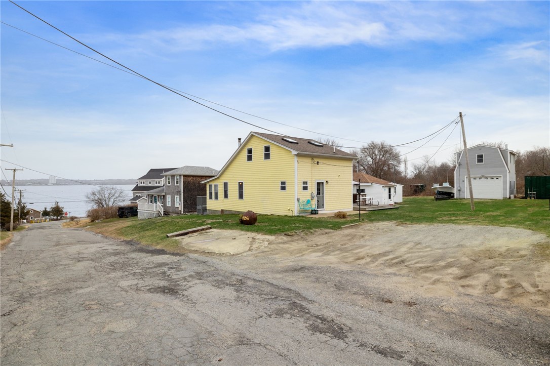26 Pier Road Portsmouth, RI 02872 - Photo 6 of 30