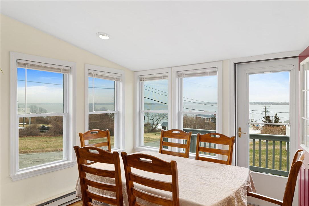 26 Pier Road Portsmouth, RI 02872 - Photo 7 of 30