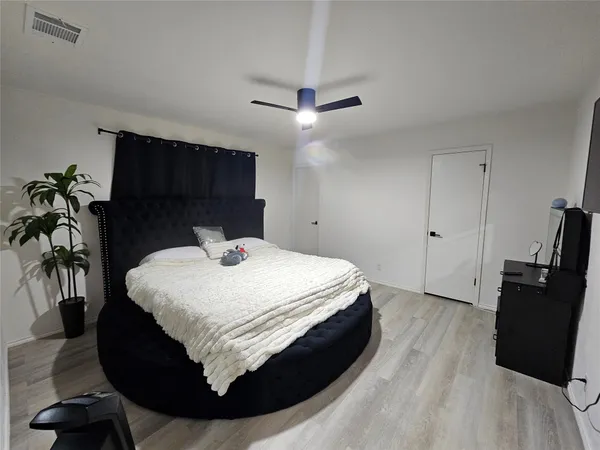 $2,600 | 10706 Berthound Drive, Austin, TX 78758