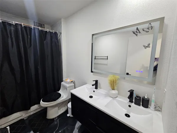 $2,600 | 10706 Berthound Drive, Austin, TX 78758