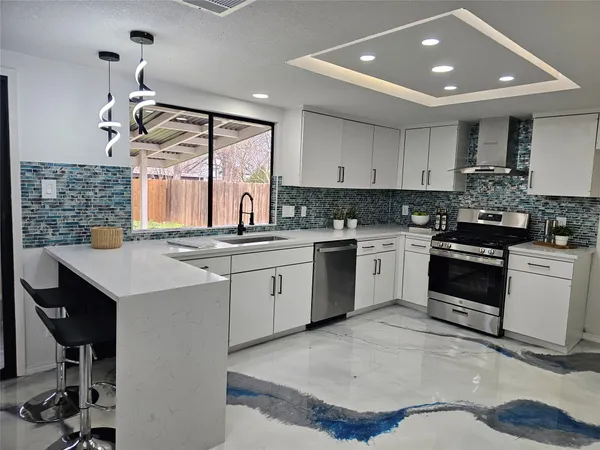 $2,600 | 10706 Berthound Drive, Austin, TX 78758