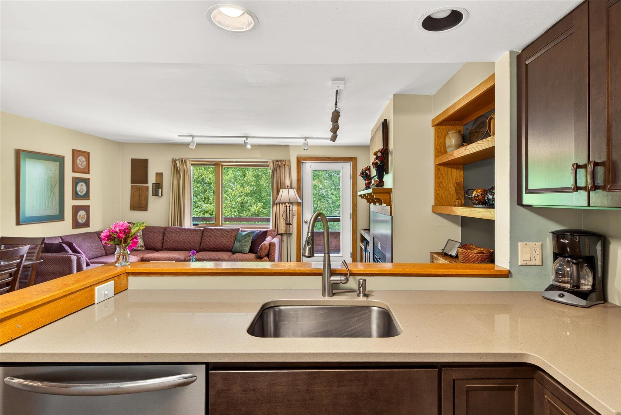 19 High Ridge Road, Unit A9 Killington, VT 05751 - Photo 11 of 44